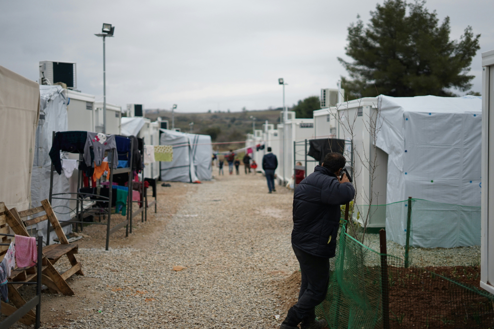 Greece Moves With Four EU States on Migrant “Return Hubs” Outside EU Territory