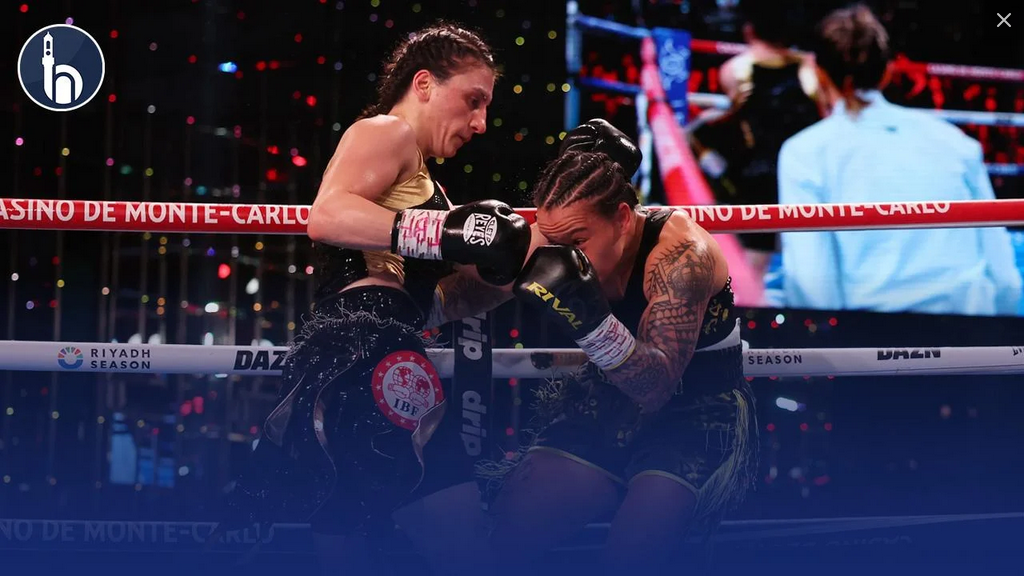 Turkish Powerhouse Elif Nur Turhan Crushes Beatriz Ferreira for IBF Lightweight Crown